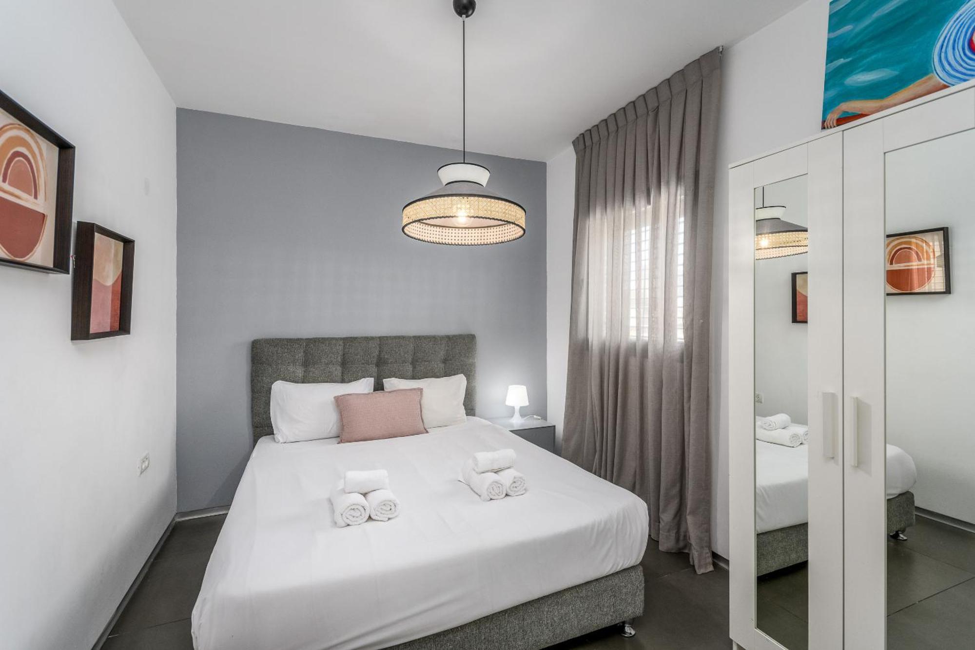 Apartamento Modern & Sunny 1 Bdr W Balcony And Parking Tel Aviv Exterior foto