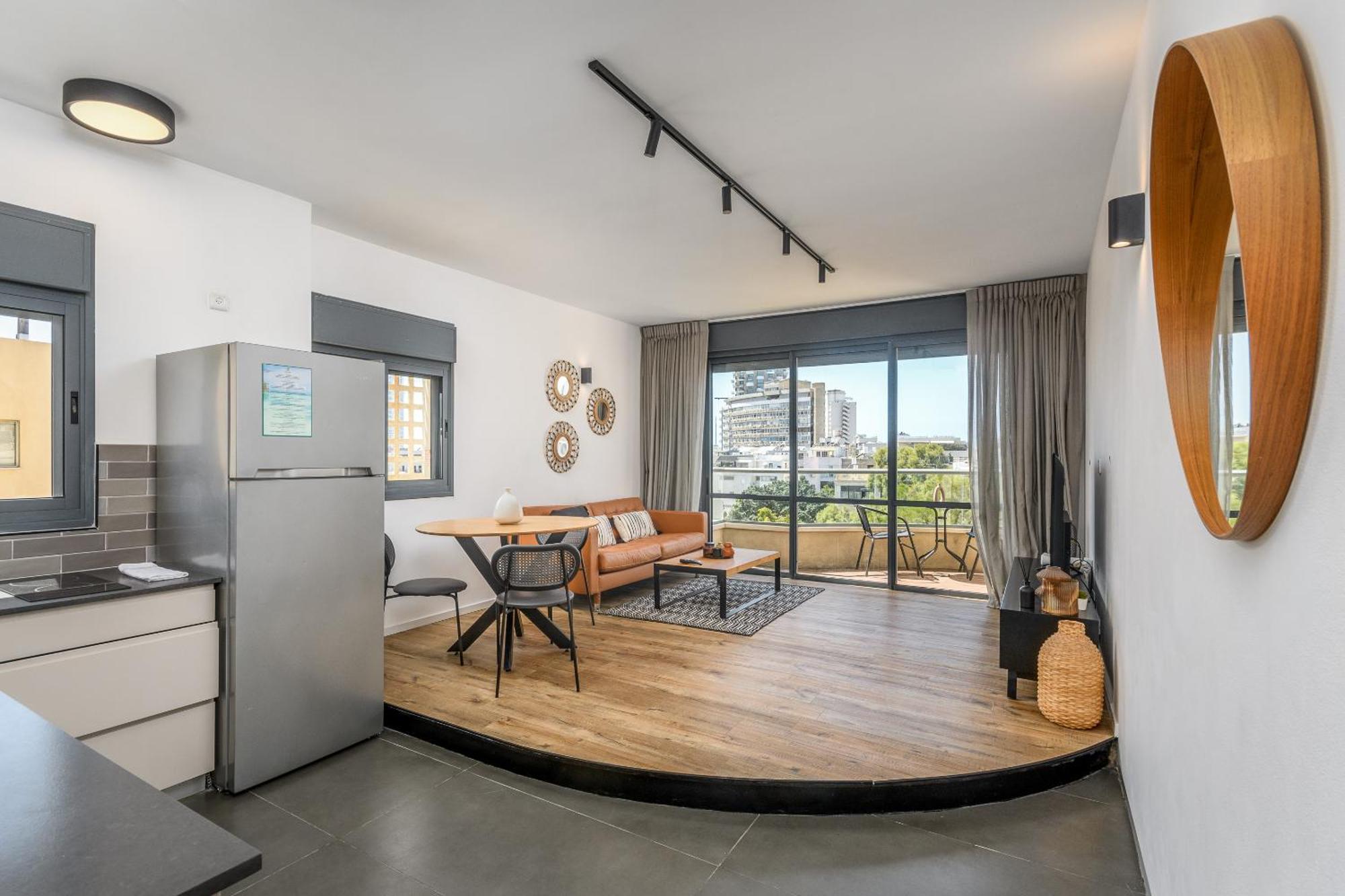 Apartamento Modern & Sunny 1 Bdr W Balcony And Parking Tel Aviv Exterior foto