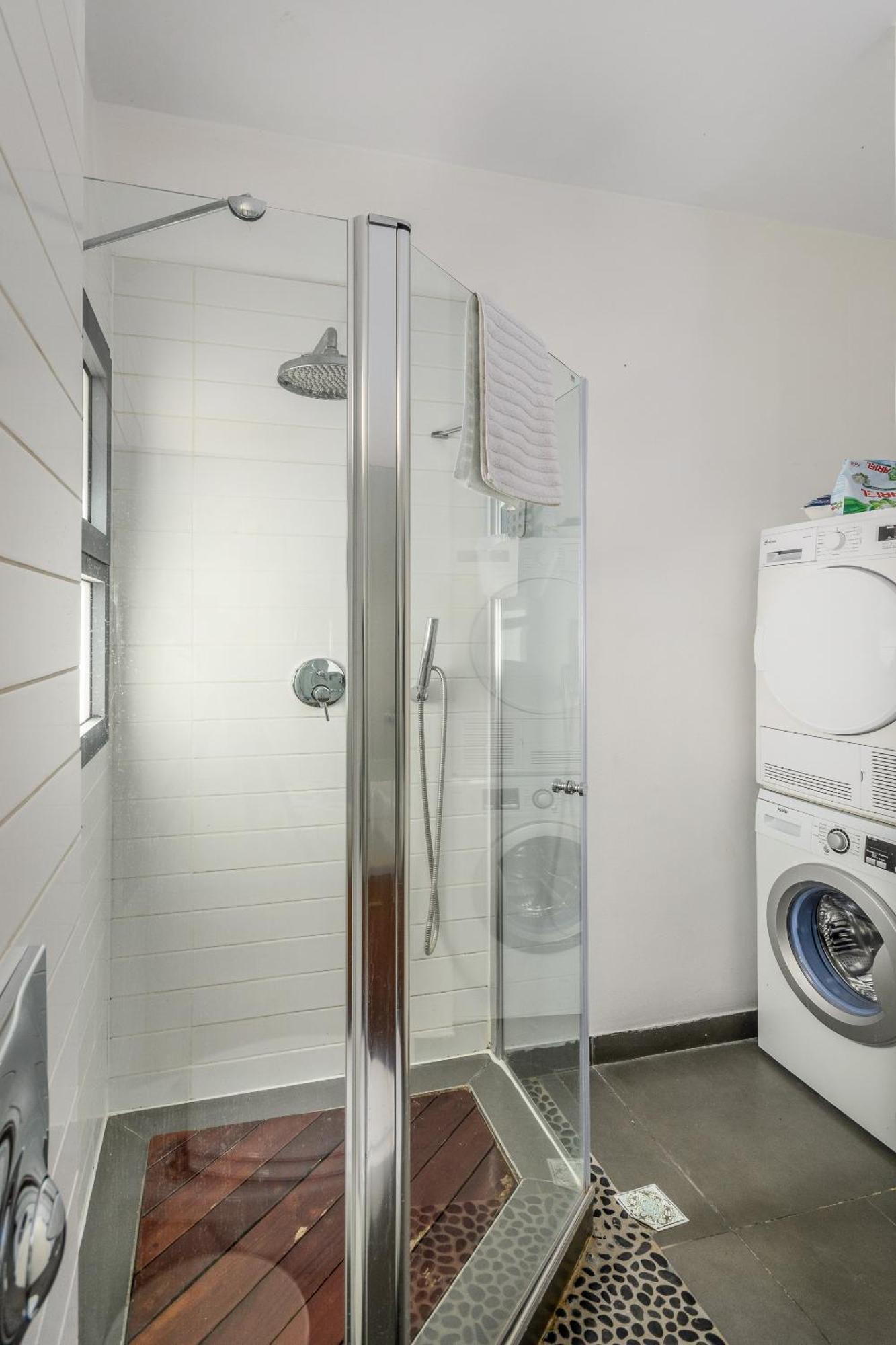 Apartamento Modern & Sunny 1 Bdr W Balcony And Parking Tel Aviv Exterior foto