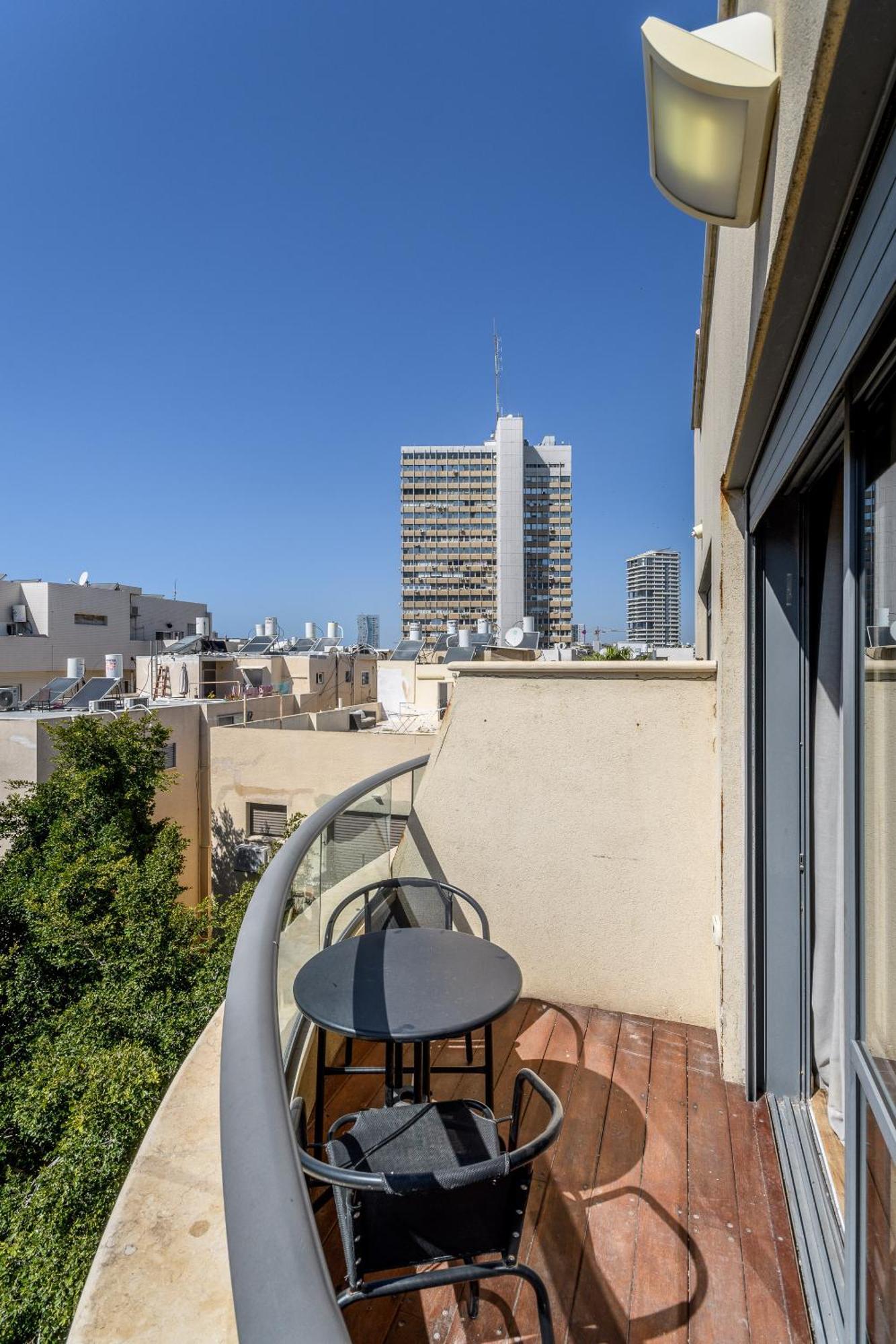 Apartamento Modern & Sunny 1 Bdr W Balcony And Parking Tel Aviv Exterior foto